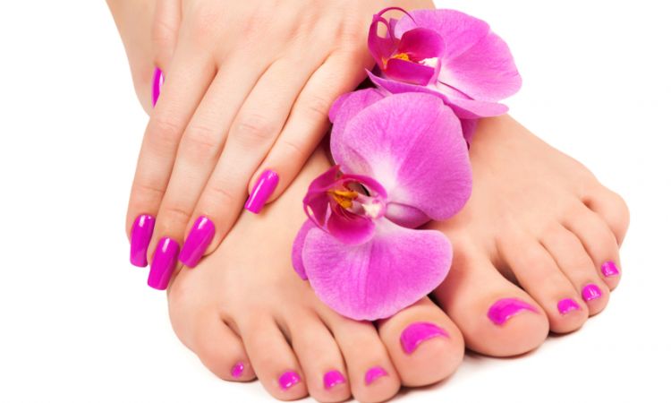 Pedikűr - Manikűr - Műköröm