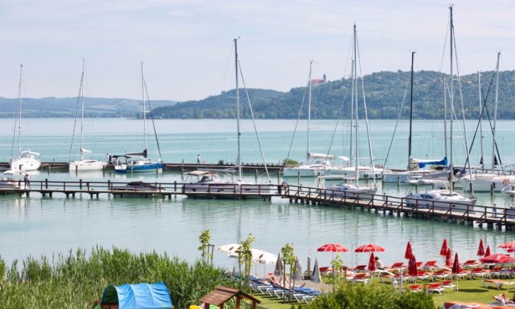 Superior rooms with a view