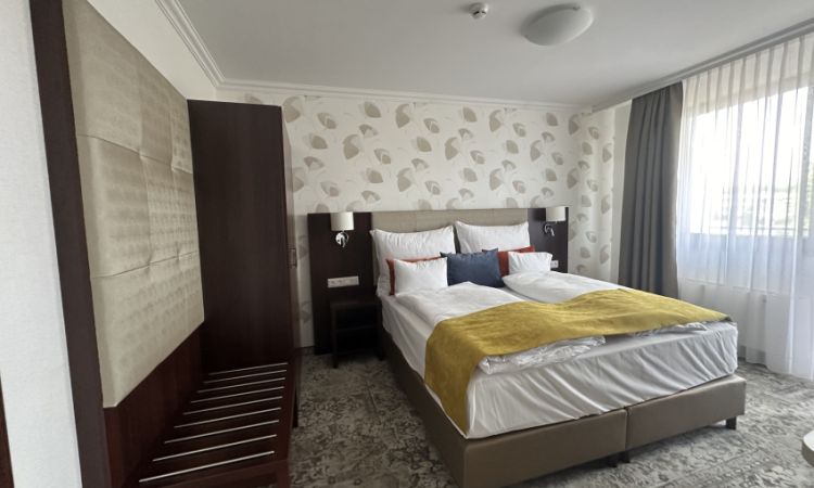 Superior suite with balcony 