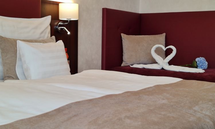 Premium rooms, no balcony