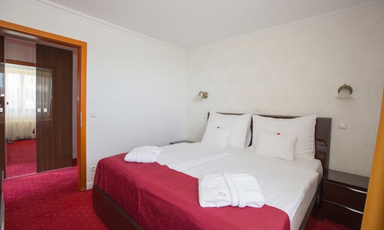 Exclusive suties up to 7