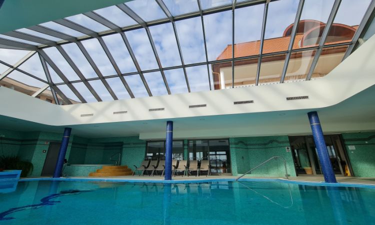 Exceptional location, immence panorama