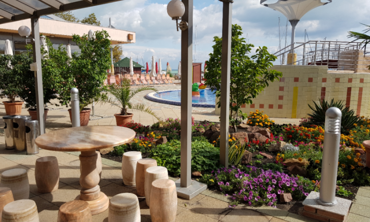 Exceptional location, immence panorama