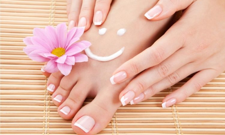 Pedikűr - Manikűr - Műköröm