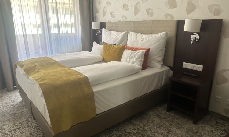 Superior suite with balcony 