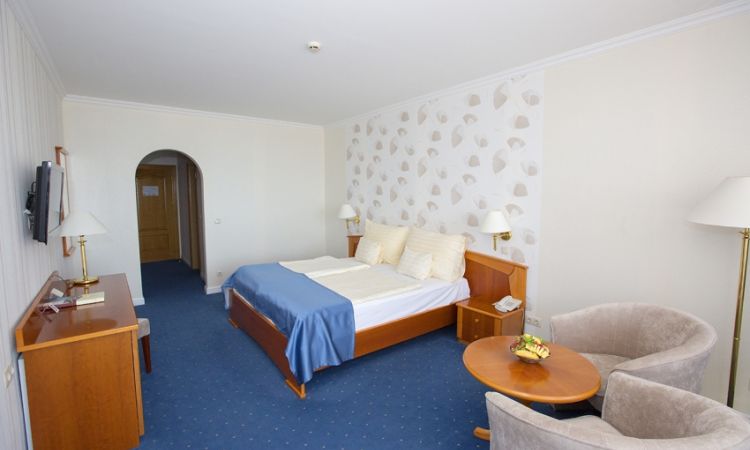 Superior rooms with a view