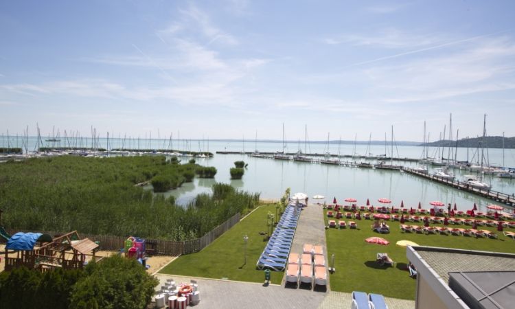 Superior rooms with a view