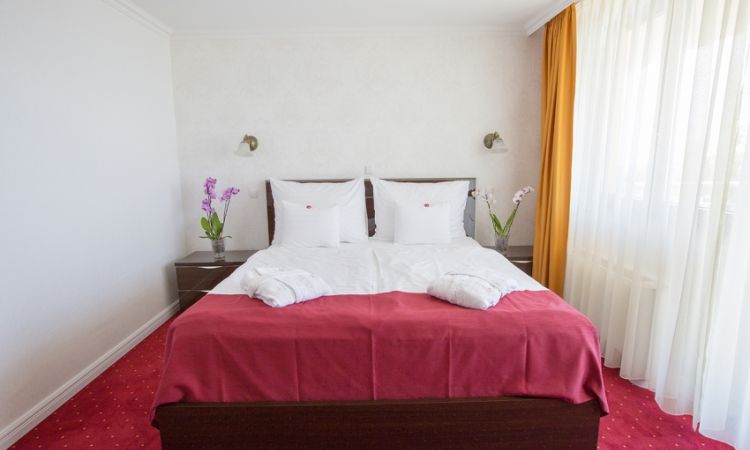 Exclusive suties up to 7