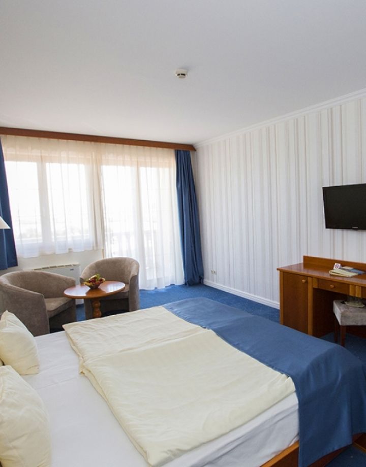 Superior balkonos szobák